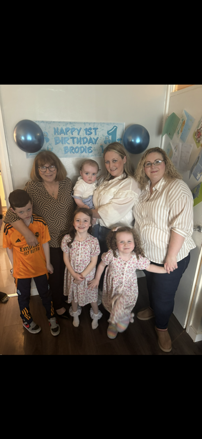 Elizabeth  McCracken 