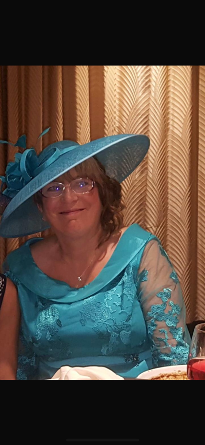 Elizabeth  McCracken 